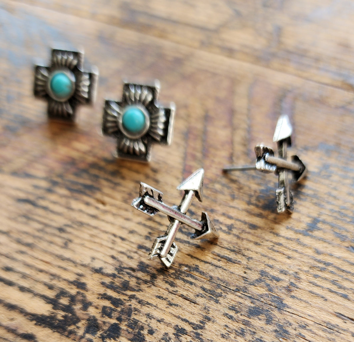 Shotgun earring trio *