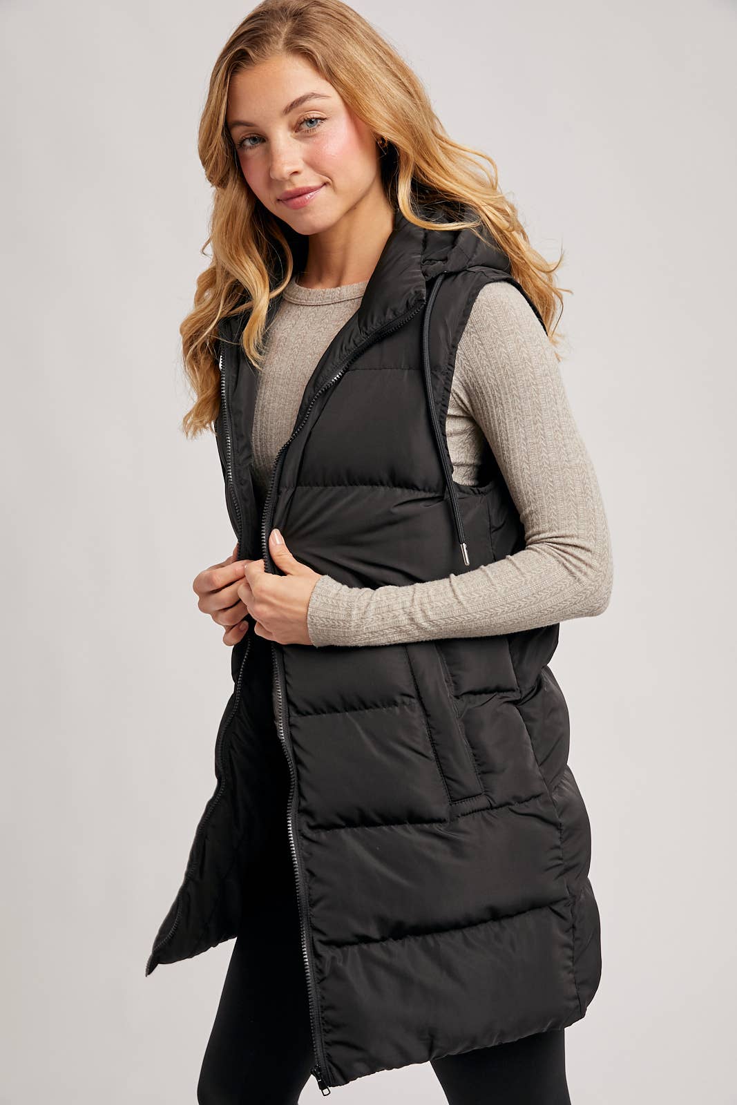 HOODED ZIPPER DOWN LONGLINE PUFFER VEST: Black