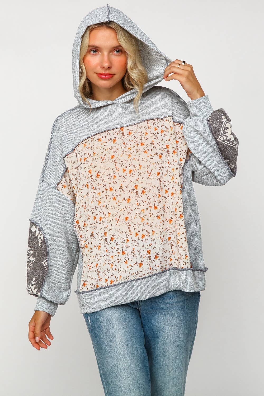 TWO TONE HACCI FLORAL KNIT TOP WITH HOODIE: GREY/OATMEAL