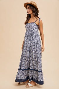 FLORAL CONTRAST MAXI DRESS: MIDNIGHT