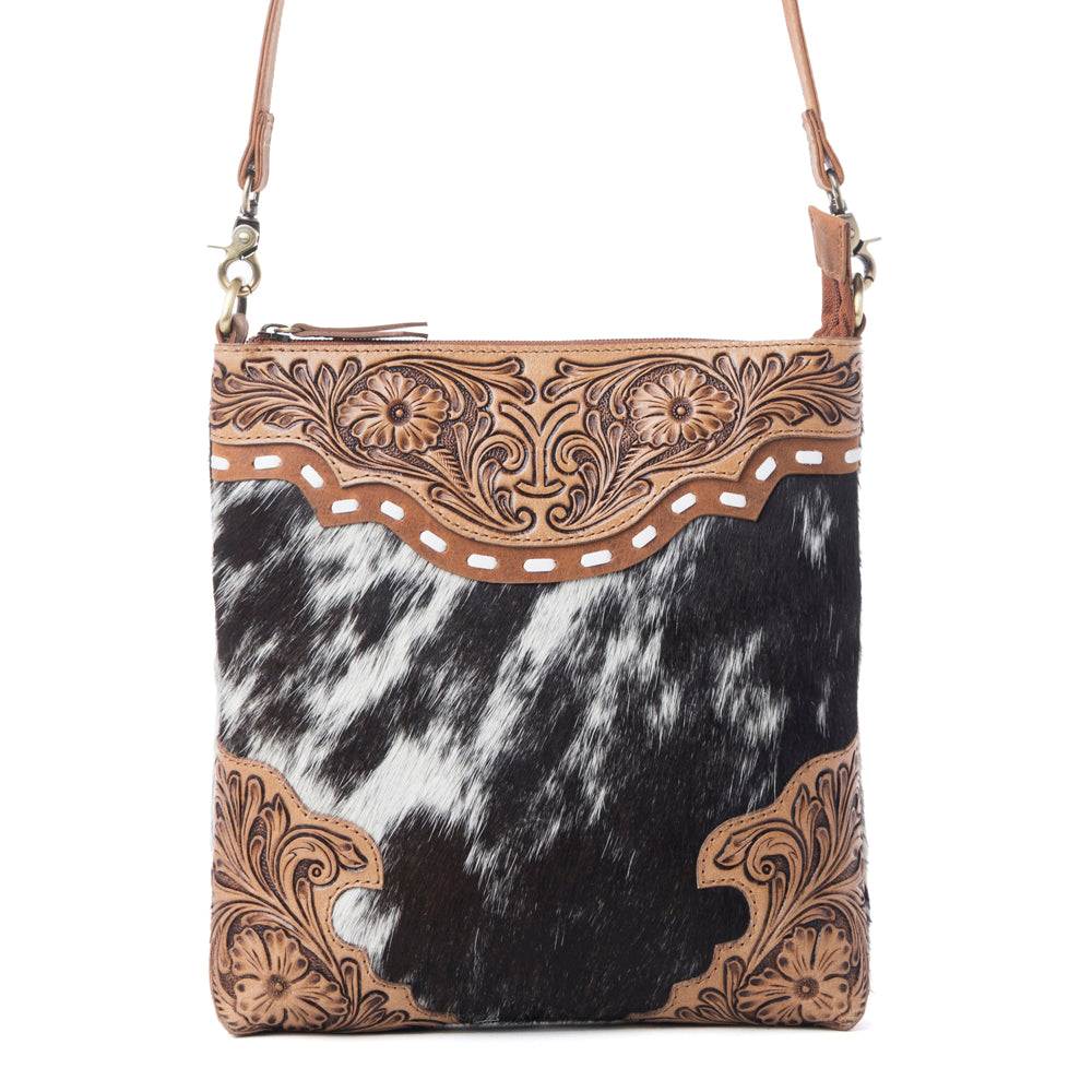 Myra Yellowstone Wind River Handtooled Bag in Midnight Sable