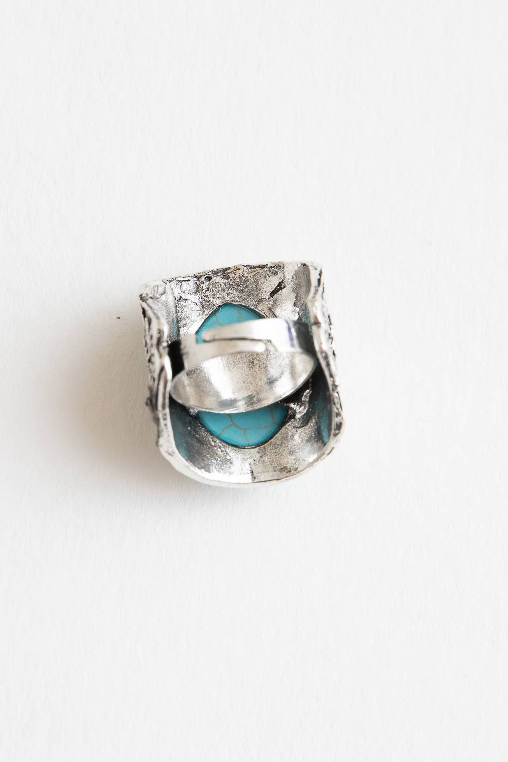 Round Turquoise Stone Floral Engraved Silver Ring * on sale