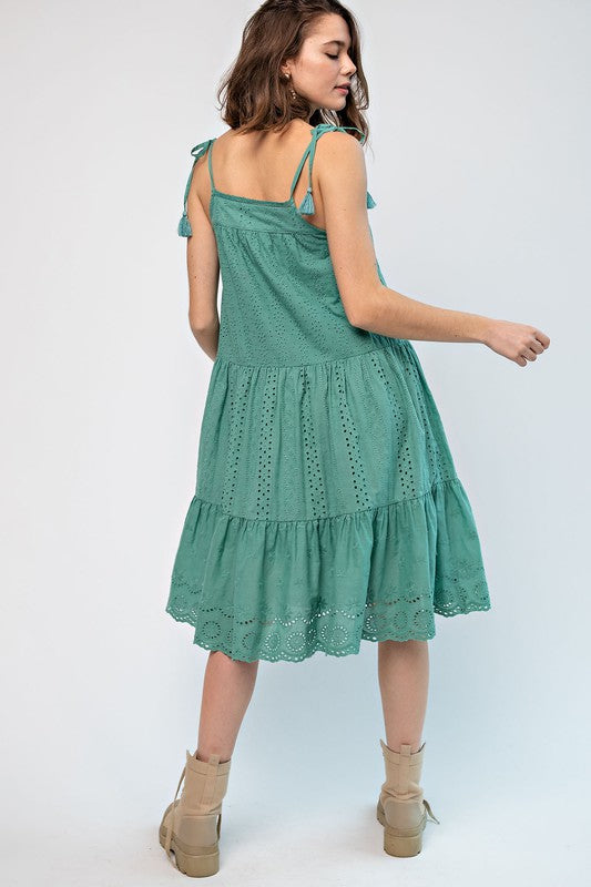 EMBROIDERED TRIM SMOCKED EYELET MAXI DRESS * on sale ** Medium EMBROIDERED TRIM SMOCKED EYELET MAXI DRESS * on sale ** Medium