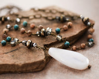 Boho bead necklace in cream