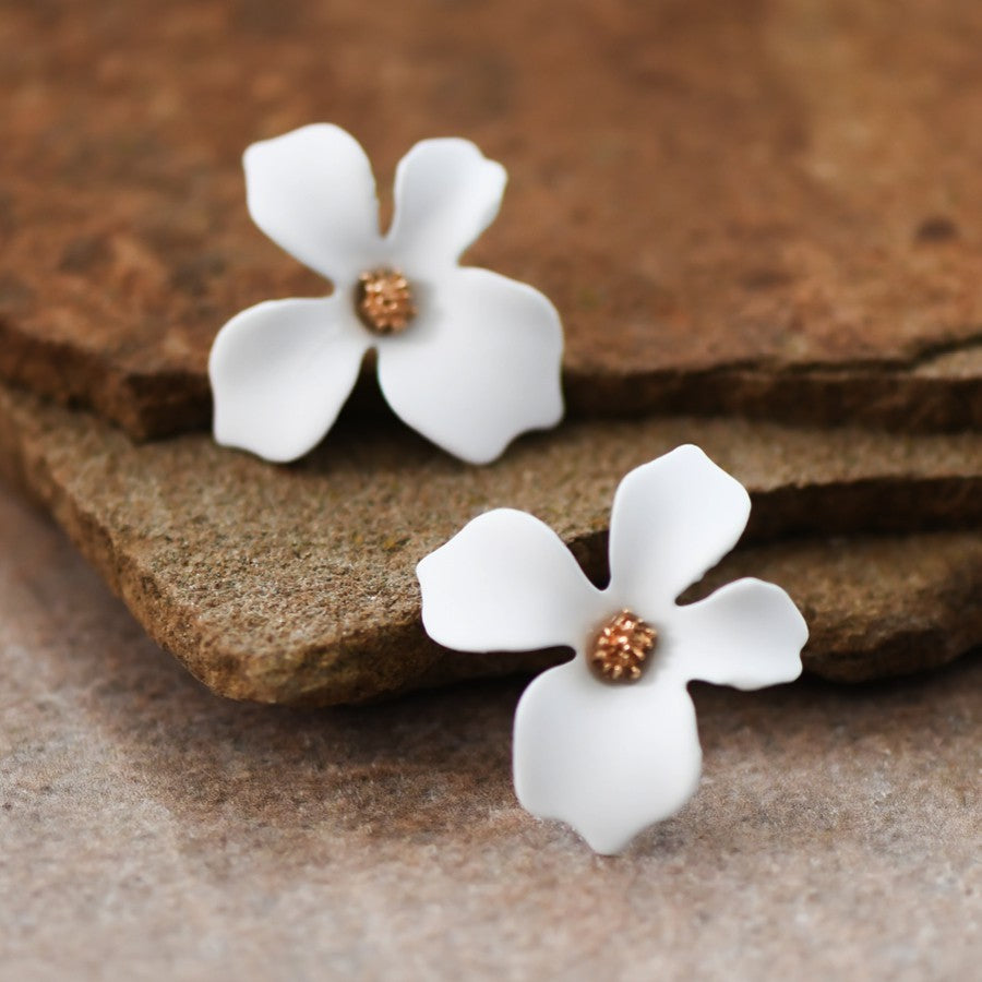 White Flower Stud Earring
