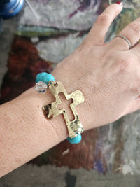 Gold Cross with turqouise beads bracelet