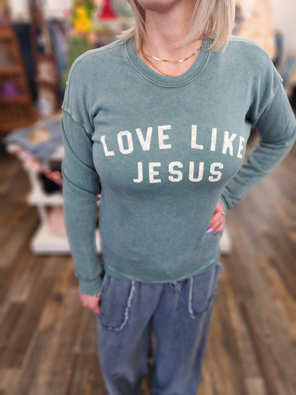 LOVE LIKE JESUS Mineral Graphic Sweatshirt: DUSTY FOREST