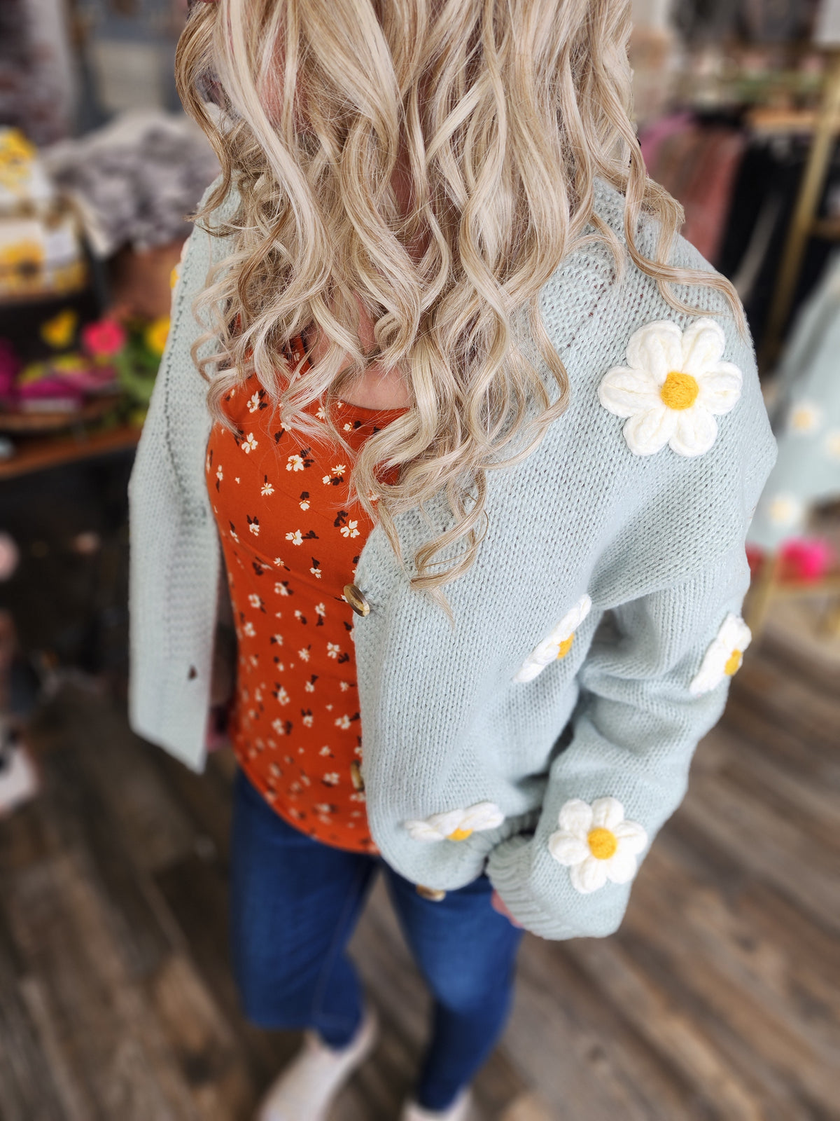 DROP SHOULDER FLOWER CARDIGAN