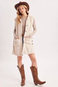 BOUCLE CABLE KNIT SWEATER HOODED VEST: ECRU