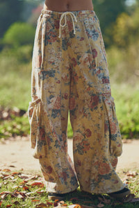 FLOWER PRINTED DENIM WAIST DROPPED POCKETS PANT: Yellow