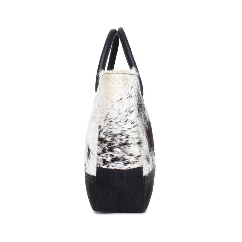 Vendywow/Black Tote Bag