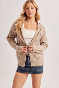 ZIP-UP CABLE KNIT SWEATER CARDIGAN WITH HOOD: LATTE