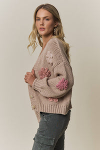 CHUNKY FLORAL CHIC KNIT CARDIGAN: KHAKI
