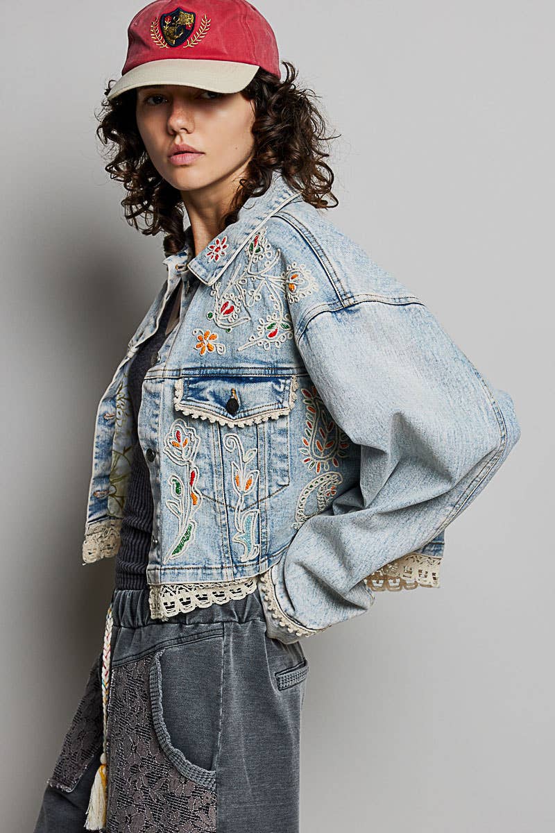 Floral Embroidery Lace Trim Denim Jacket: DENIM