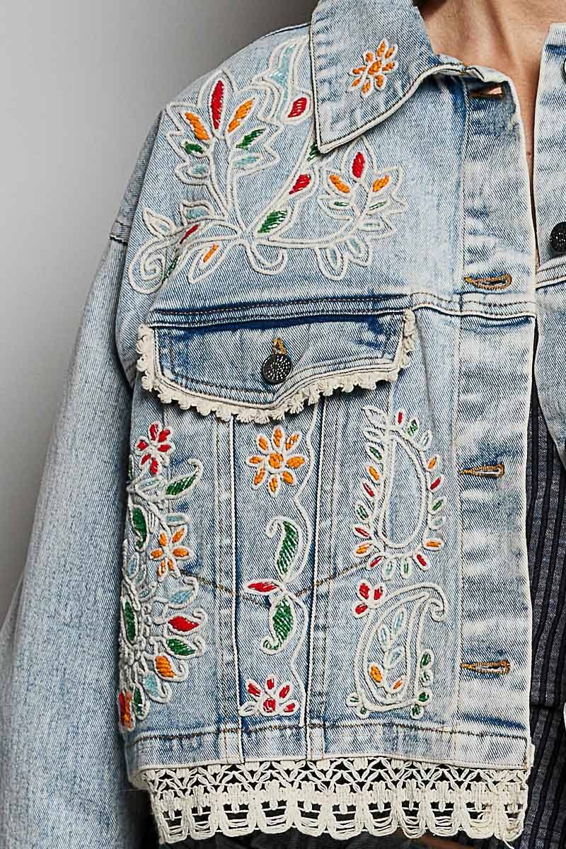 Floral Embroidery Lace Trim Denim Jacket: DENIM
