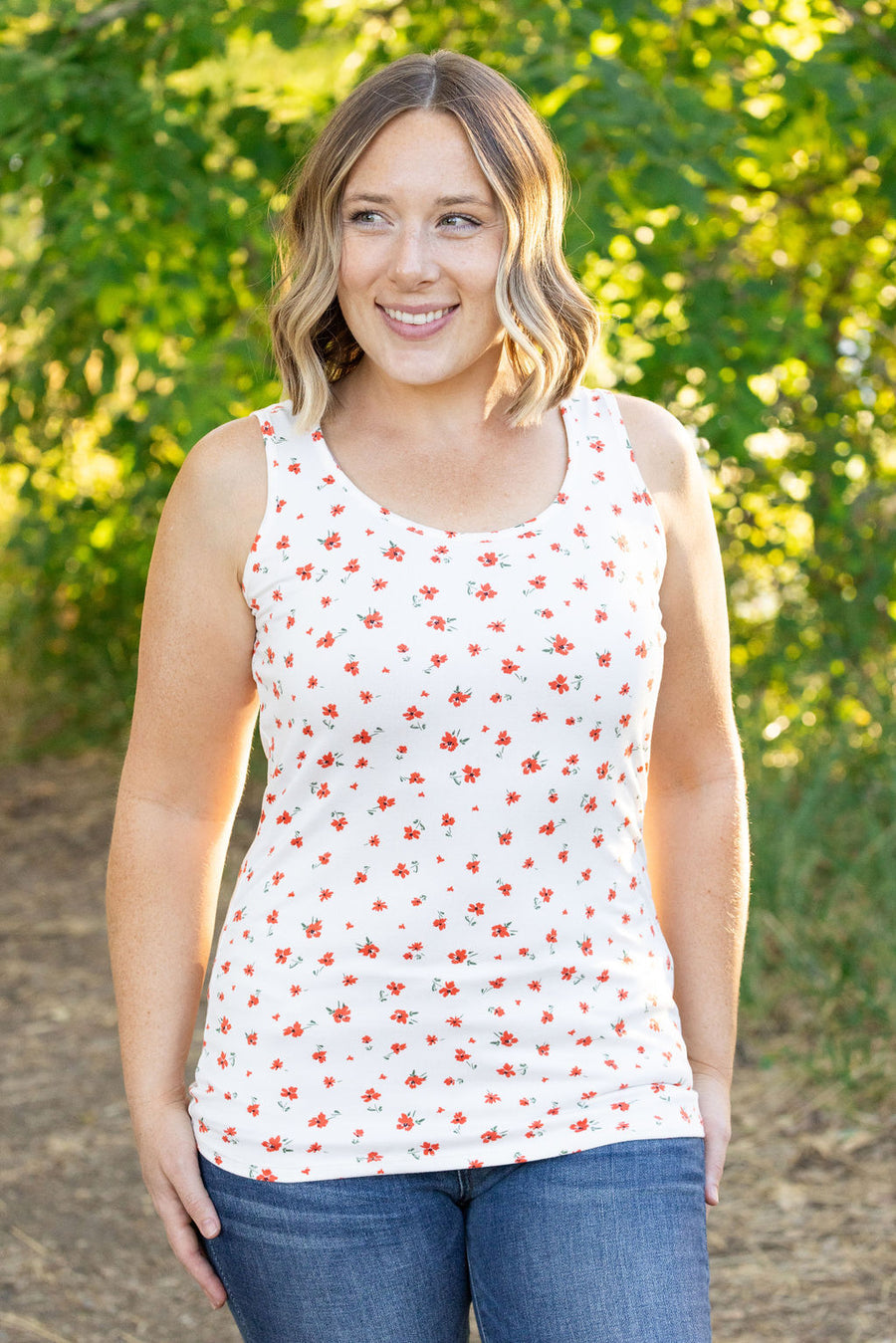 Cream Floral scoop neck tank top