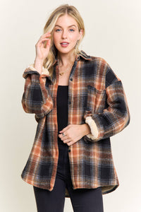 PLAID SHERPA-LINED BUTTON DOWN SHACKET JACKET