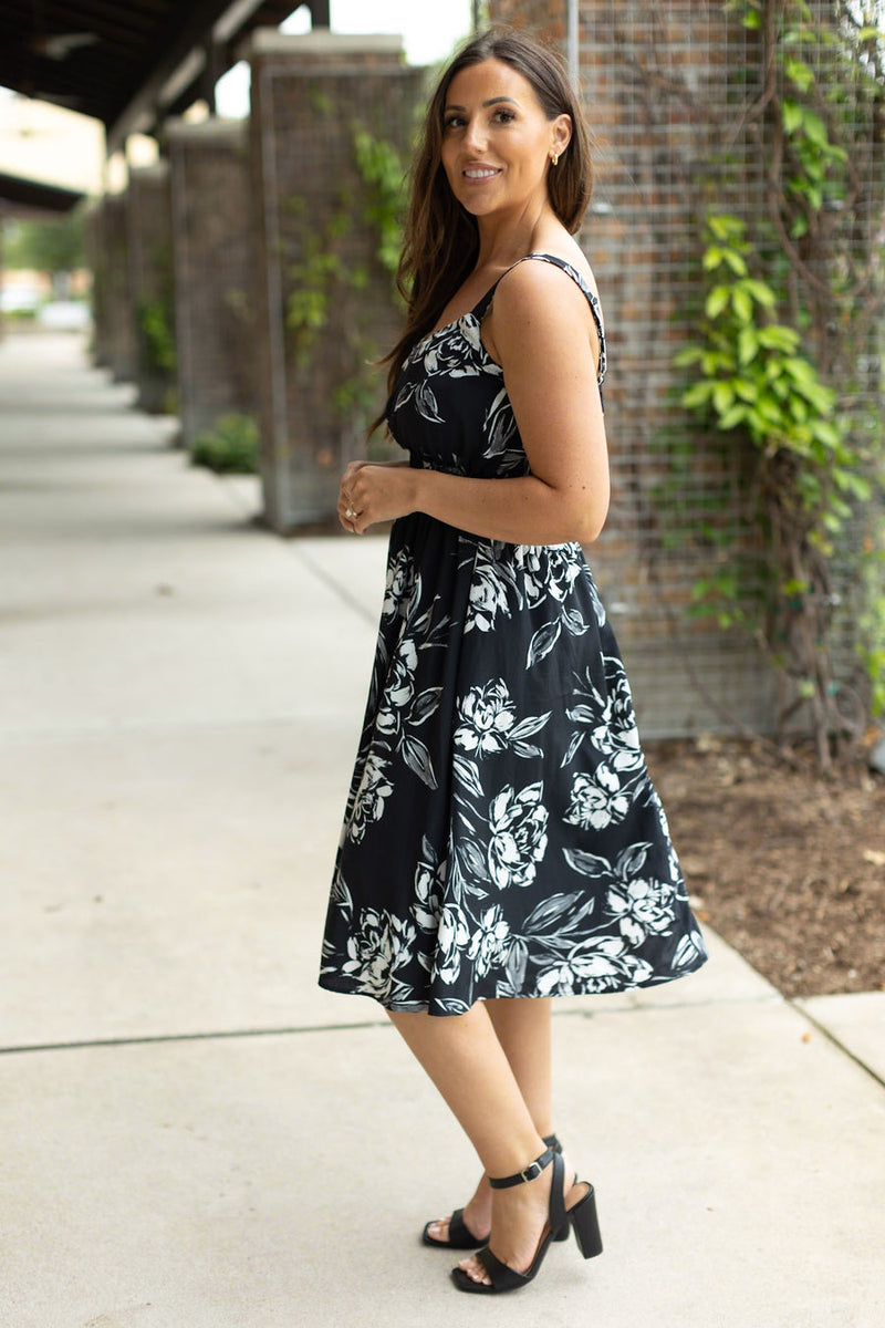 Black & White V-neck smocked waist midi dress