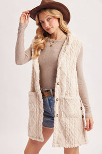 BOUCLE CABLE KNIT SWEATER HOODED VEST: ECRU