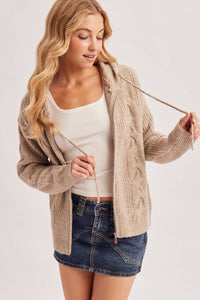 ZIP-UP CABLE KNIT SWEATER CARDIGAN WITH HOOD: LATTE
