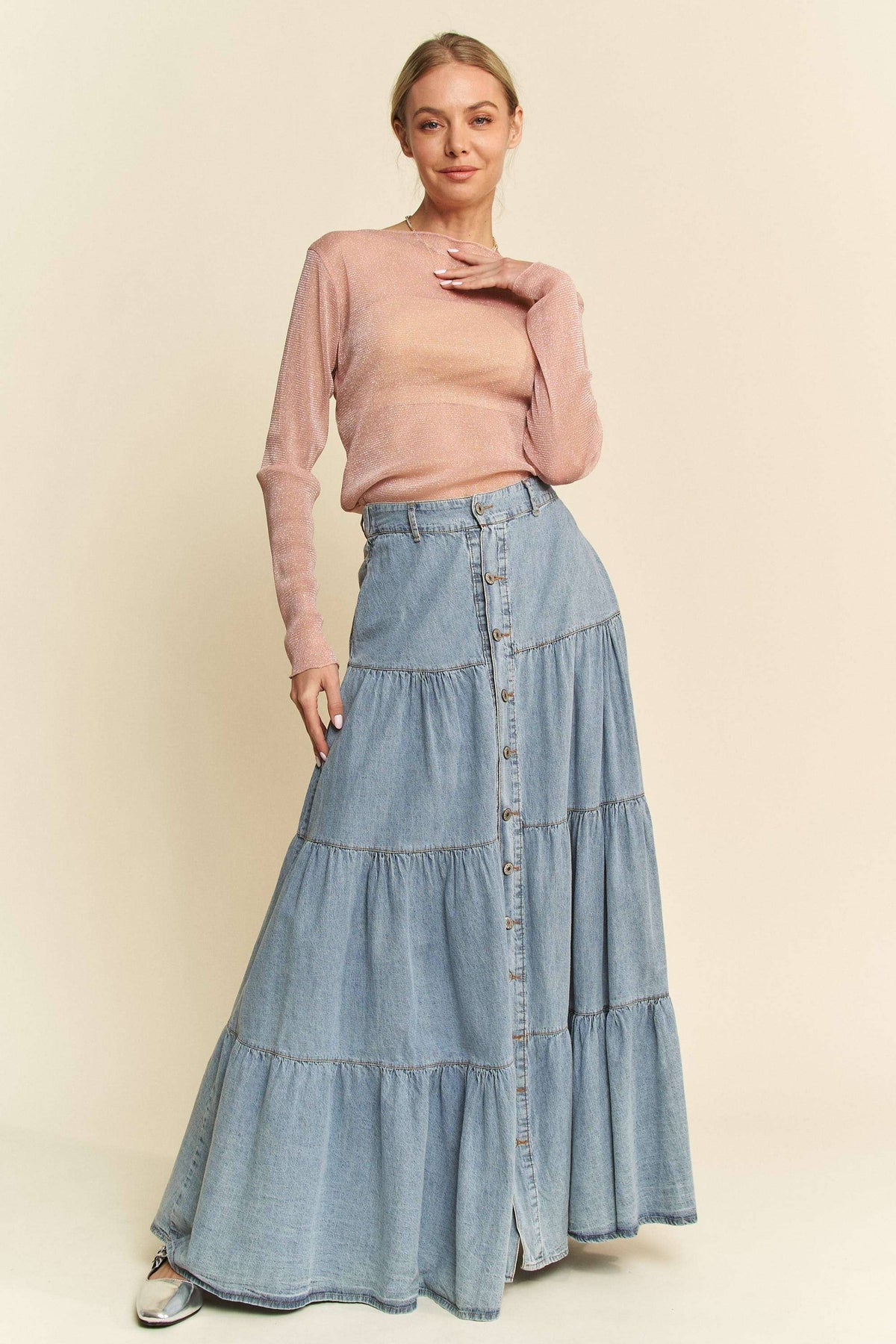 DENIM BUTTON FRONT RUFFLE HEM DENIM MAXI SKIRT: Denim