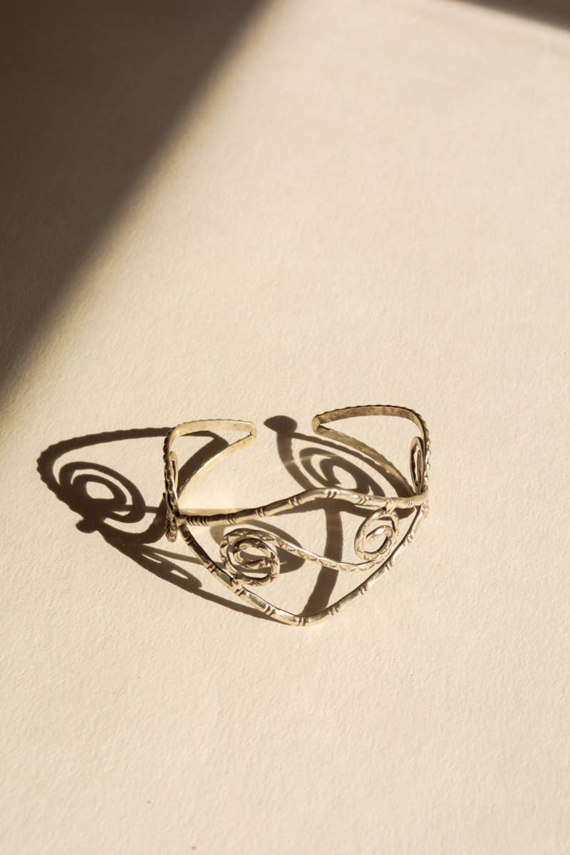Balance Fashion Cuff: Silver