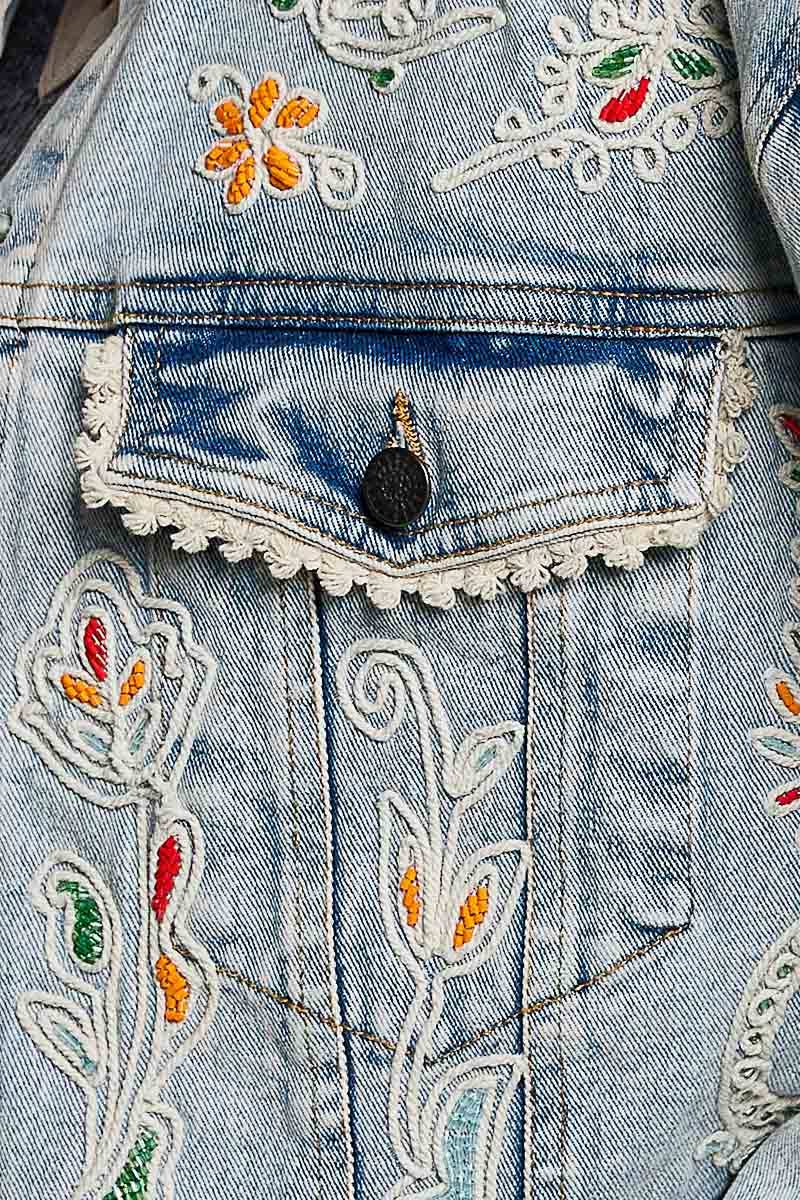Floral Embroidery Lace Trim Denim Jacket: DENIM