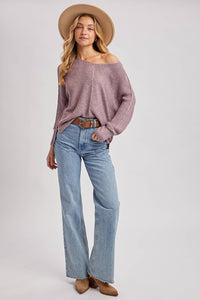 REVERSE SEAM LOOSE FIT SWEATER: MAUVE