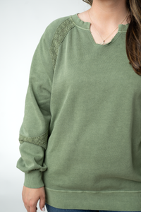 Lace Accent Vintage Wash Pullover Long Sleeve Sweater - Green