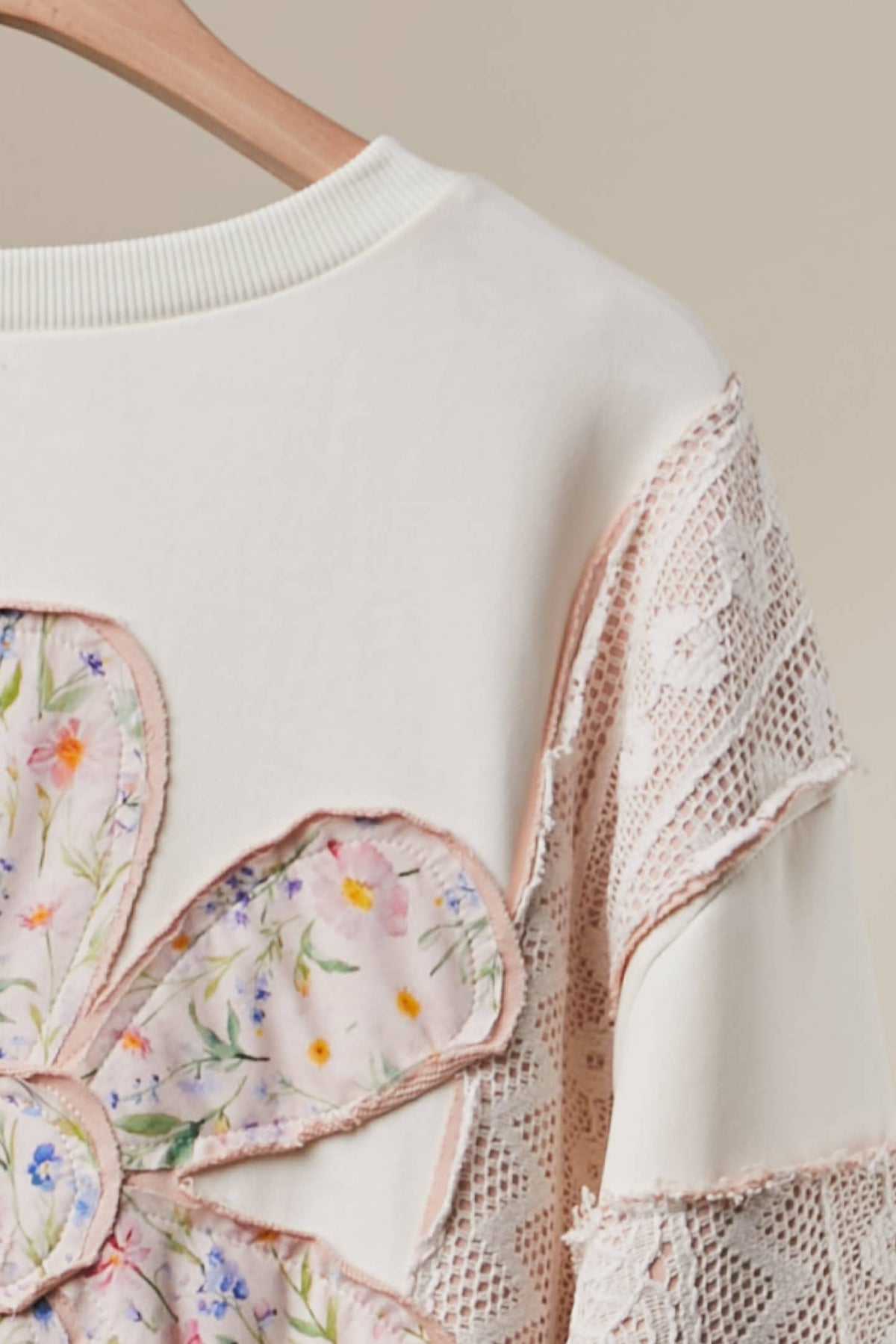 Multi Fabric Flower Patch With Lace Sweatershirts: Ivory