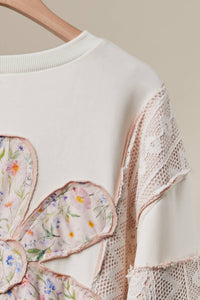 Multi Fabric Flower Patch With Lace Sweatershirts: Ivory