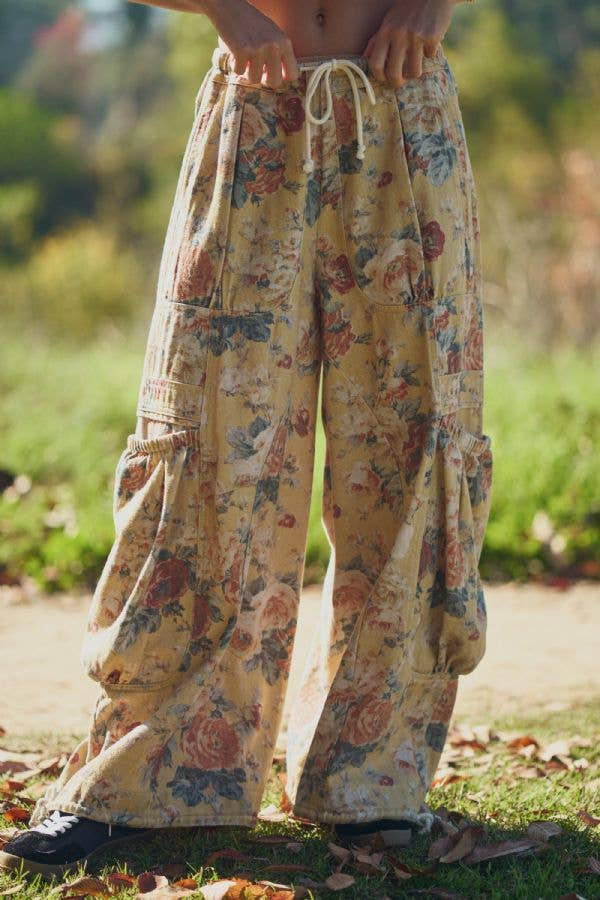 FLOWER PRINTED DENIM WAIST DROPPED POCKETS PANT: Yellow