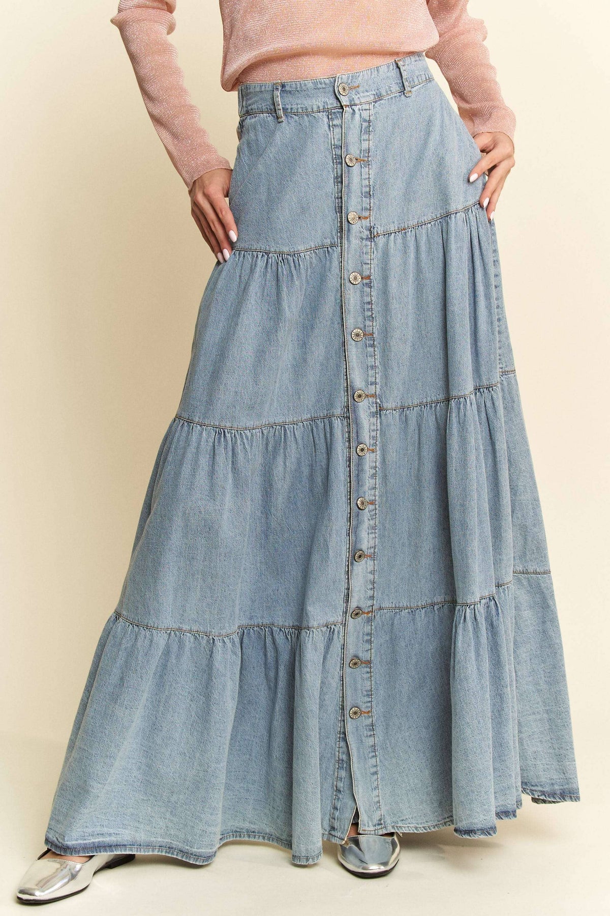 DENIM BUTTON FRONT RUFFLE HEM DENIM MAXI SKIRT: Denim