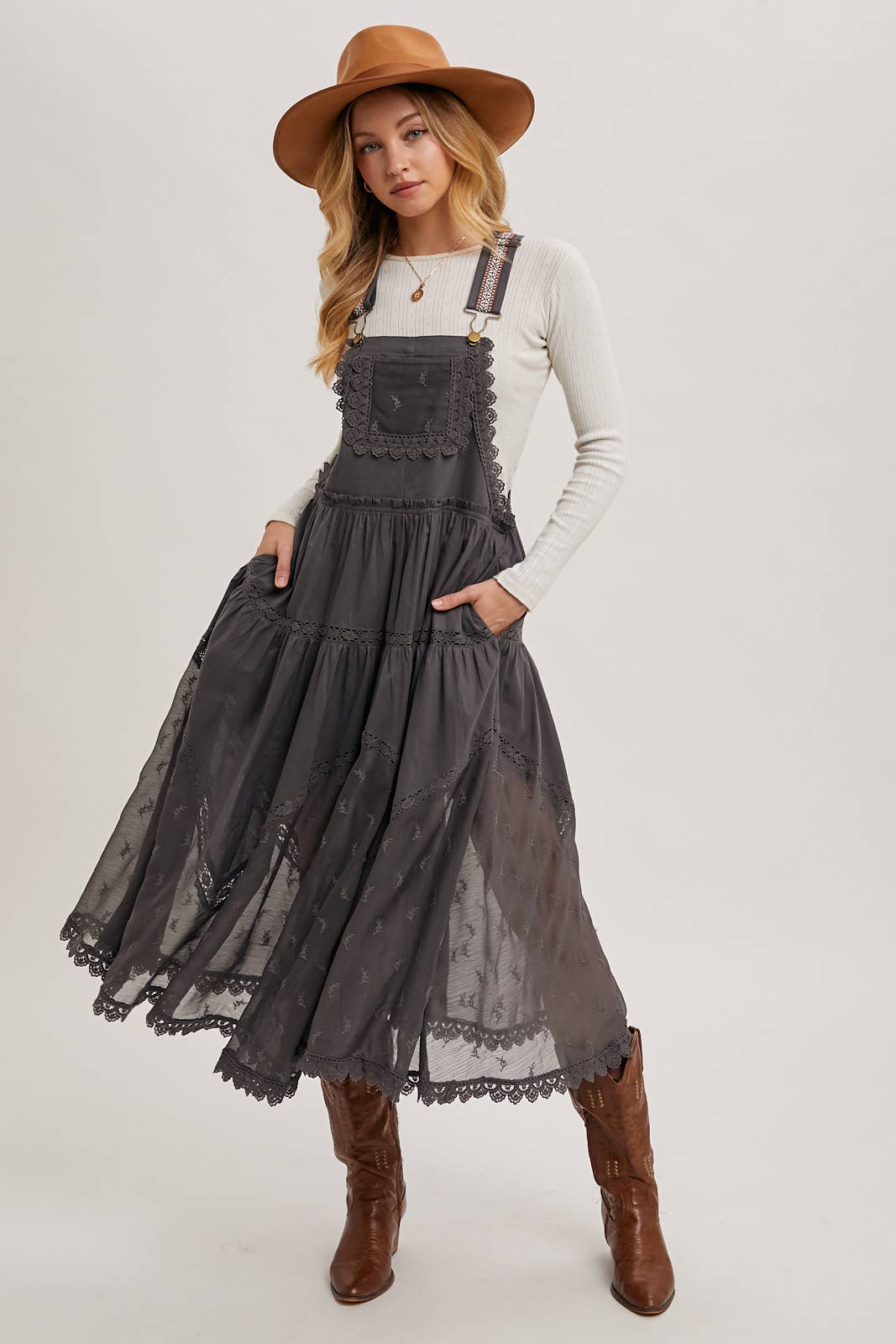 LACE EMBROIDERED TULLE BIB MAXI DRESS – Poppy Road Boutique LLC