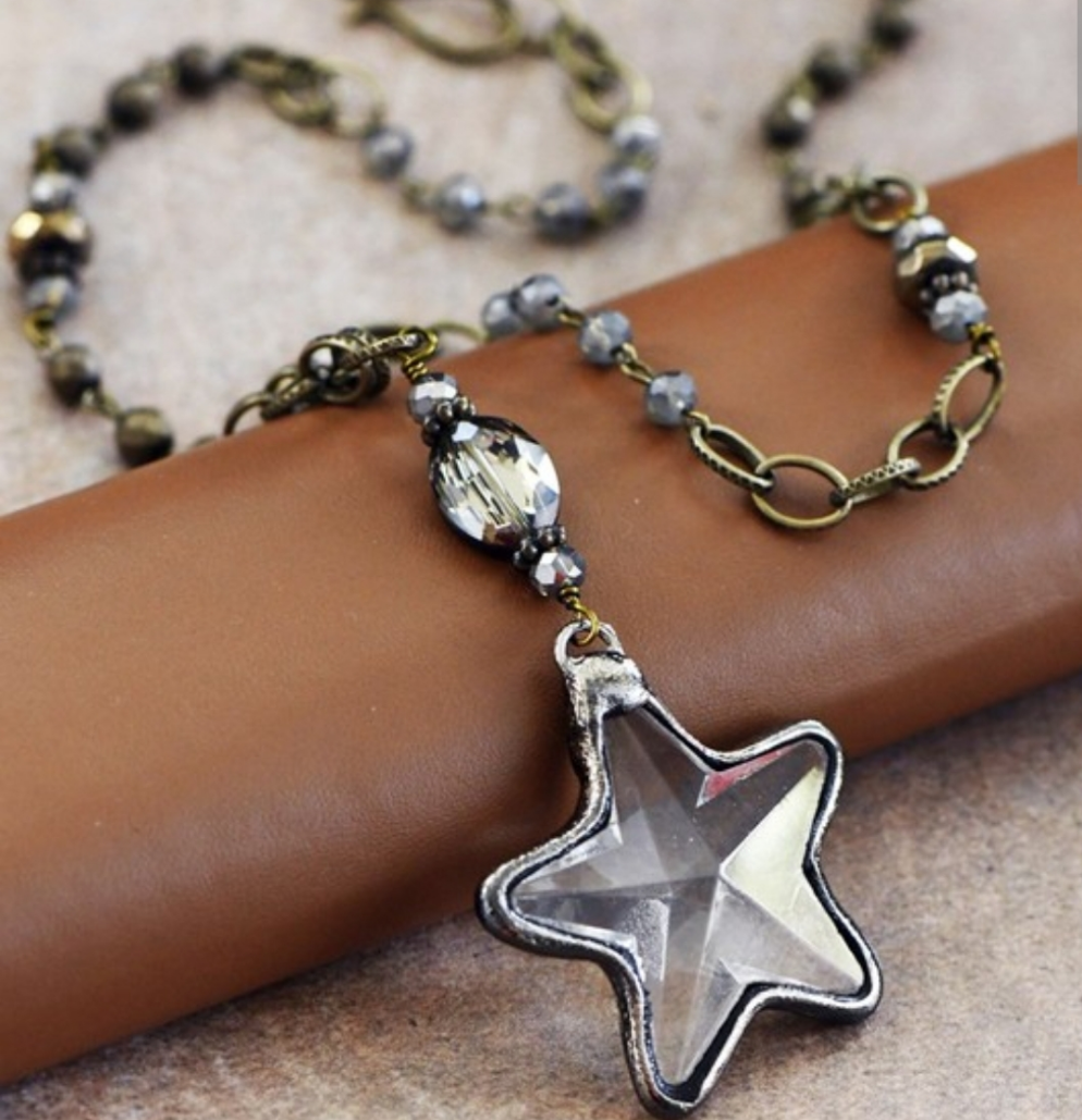 Shooting Star pendant necklace