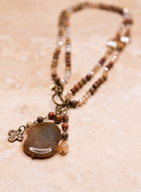 Maple Stone pendant necklace