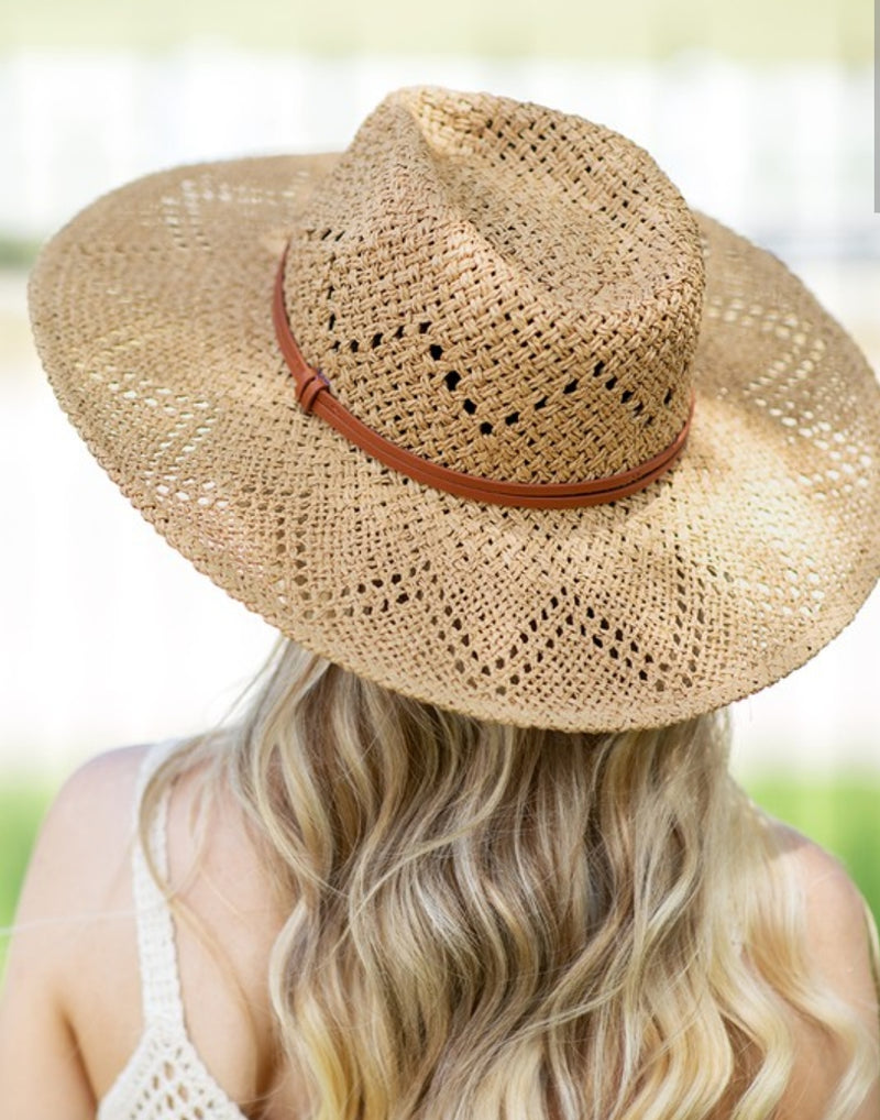 Natural panama hat with faux leather band